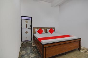 فندق Oyo Dev Guest House