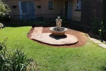Pension Nonesi Lodge 2