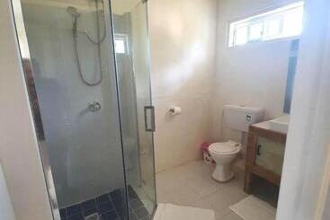 Wolfgramm Beachfront Motel