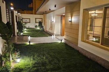 هتل آپارتمان Crystal Clear Springs Room