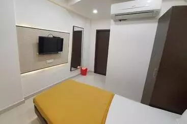Hotel N K