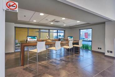 Hotelli Cityexpress By Marrriot Monterrey Norte