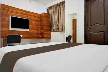 Hotel Collection O Sathvik Executive