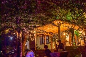 فندق The Grand Villa