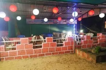 Dhanish Resort