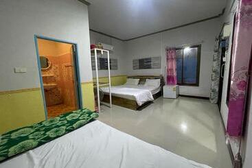 Hotelli บุญพน รีสอร์ต Maldives Resort&restaurant