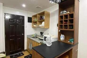 호텔 Flores Staycation