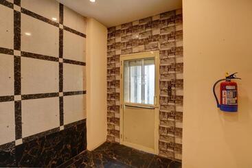 Oyo Hotel Blue Vibes