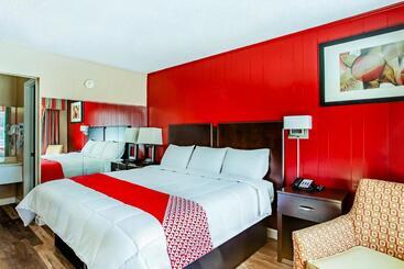 Отель Carolina Lodge