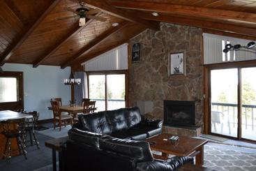 酒店 The Mountaineer Hostel