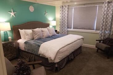 Otel The Seaside Oceanfront Inn