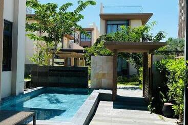 منتجع Nam Viet Villa   Wyndham Garden Cam Ranh