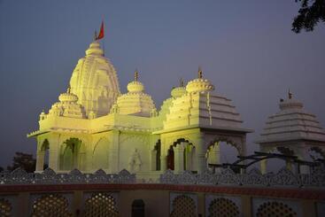 Resort Radhakunj Agrotourism Stays