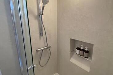 Hotell Hub Inn 離れ