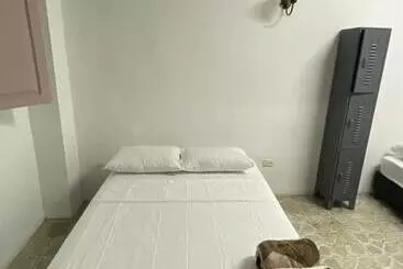 پانسیون Origen Hostel Jardín