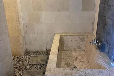 Pensionat Serendipity Villa Kemuning