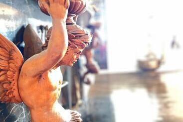 ユースホステル Pill Hill Mansion