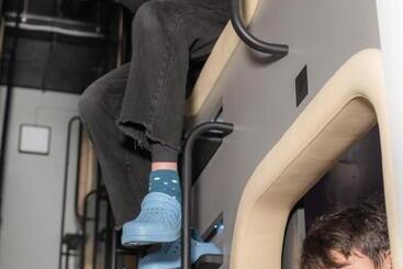 Capsule Hotel Constellation 91