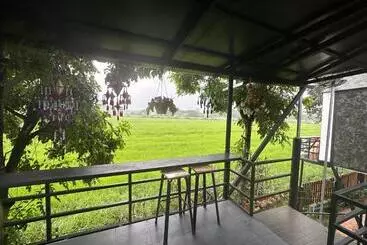 ペンション โรงแรมราชิการีสอร์ท