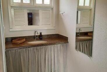 הוסטל Pousada Cantoria