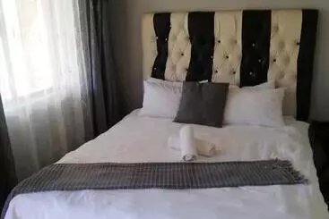 Bed & Breakfast Nonesi Lodge