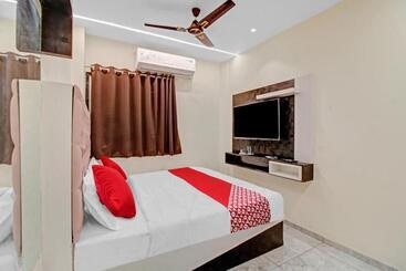 Hôtel O S R Guest House