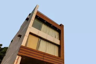 Oyo 81959 Hotel Kps Inn