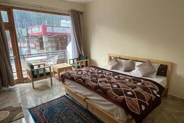 בית מלון כפרי Green Park Kasol