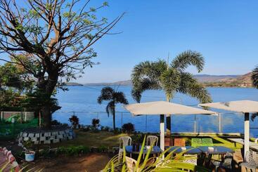 فندق Sunshine Resort