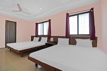 Spot On Hotel Om Residency