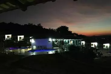 ユースホステル Pousada Luna Zen