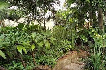 Pension Suítes Brotas City