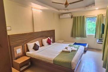 Hotel Sagar Villa