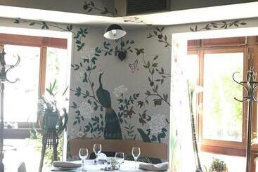 ペンション Hostal San Francisco