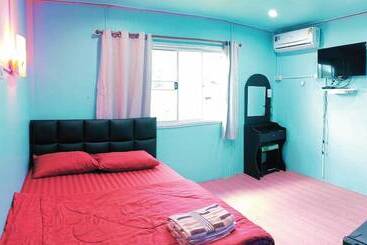 אתר נופש Inthanon Lao Ju House