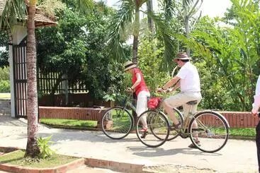 استراحتگاه Tra Vinh Lodge
