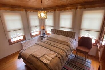 Nocleg ze śniadaniem Utku Konağı