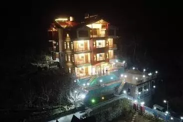 تختخواب و صبحانه Wood Crista Retreat By Park Tree