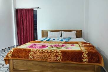 فندق Homecation Manas River Rock Lodge