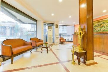 Hotel New Woodlands Cochin