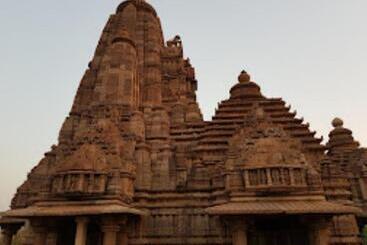 Hotelli Yogi Lodge , Khajuraho