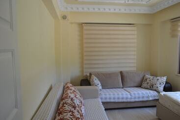 Aparthotel Koilada çarpışantürk Konakları