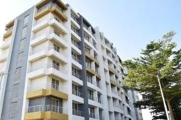 Aparthotel Starlit Suites Shirdi