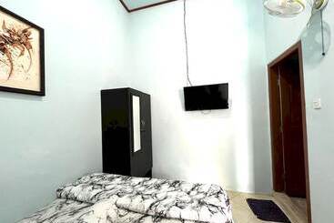 Отель Capital O 92615 Villa Utama D Alas Purwo