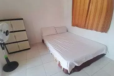 Hotel Spot On 92738 Wisma Bani Pandi Syariah