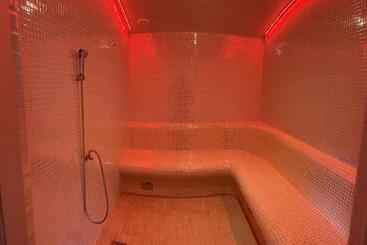 Casa Iris Hotel & Restaurant