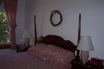 ホテル Chesapeake Inn Of Lenox
