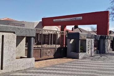 Bed and Breakfast Cavilla Lodge