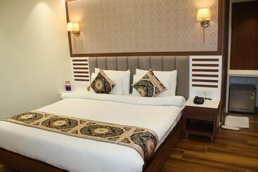 هتل Keshari Palace