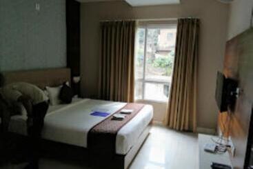 Hotel Mazus Inn Kerala